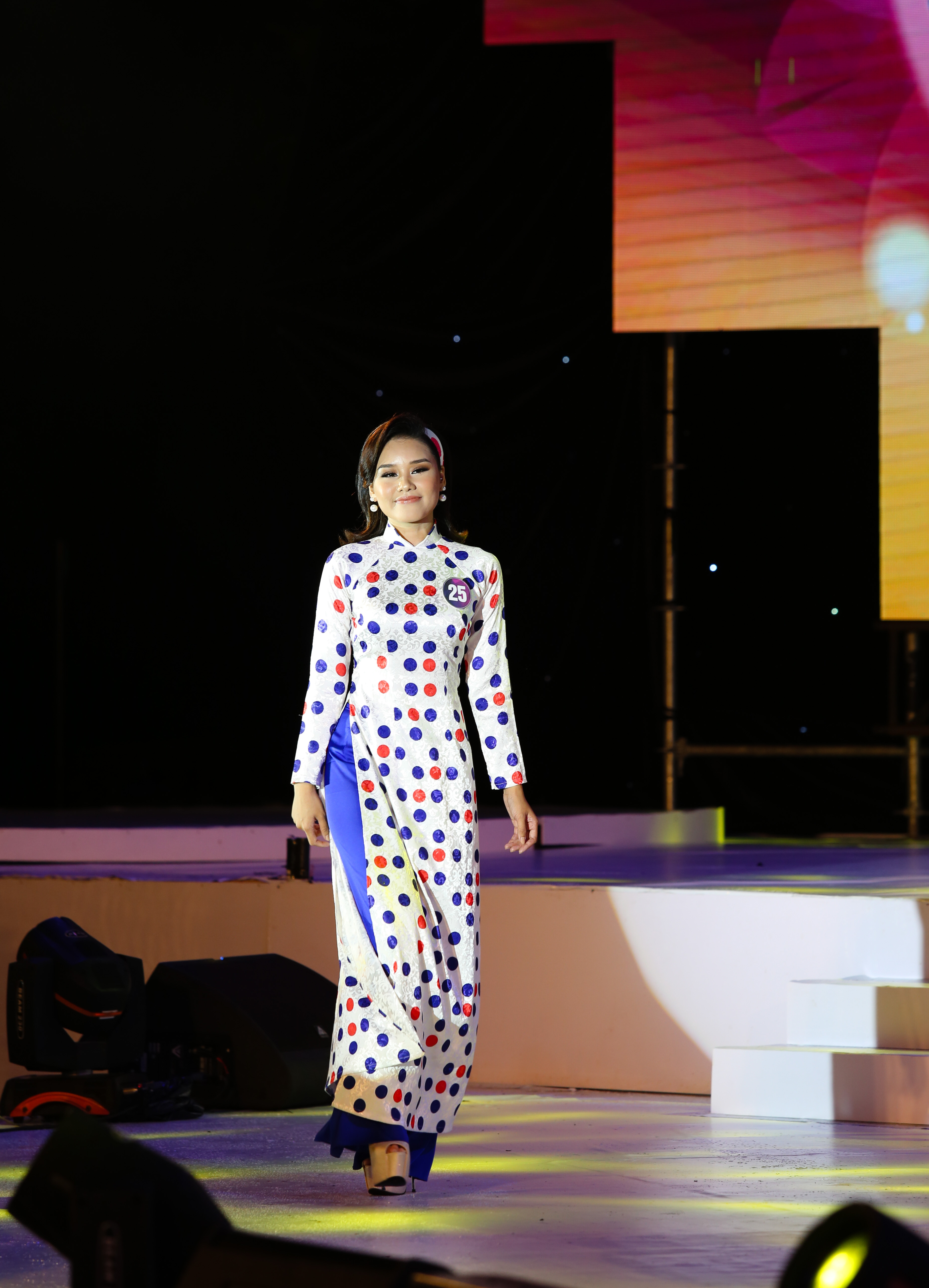 CenGroup, CenLand hành trình missbikini cengroup 2018