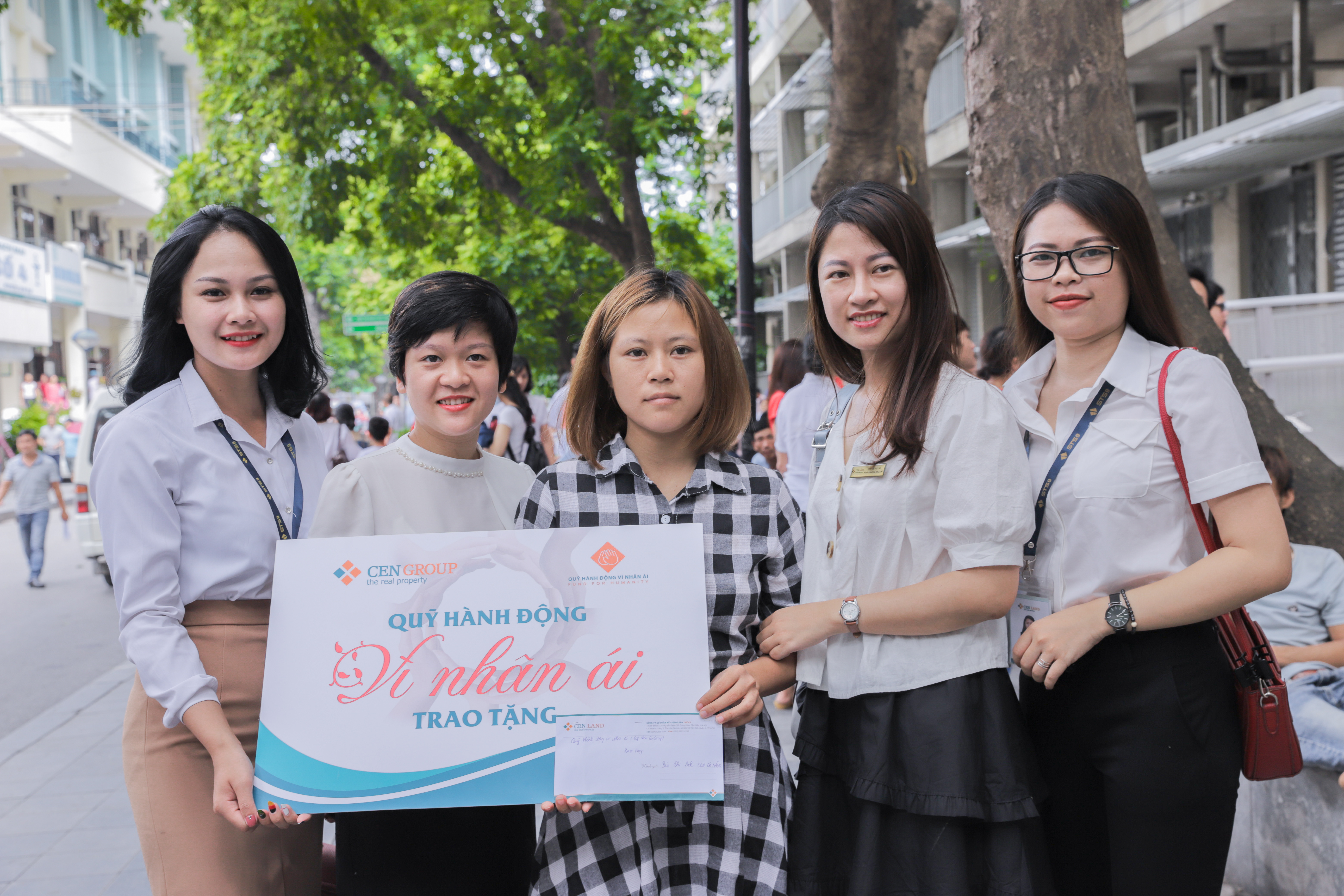 Ở CEN, chúng tôi thường dành tặng nhau những điều ấm áp....