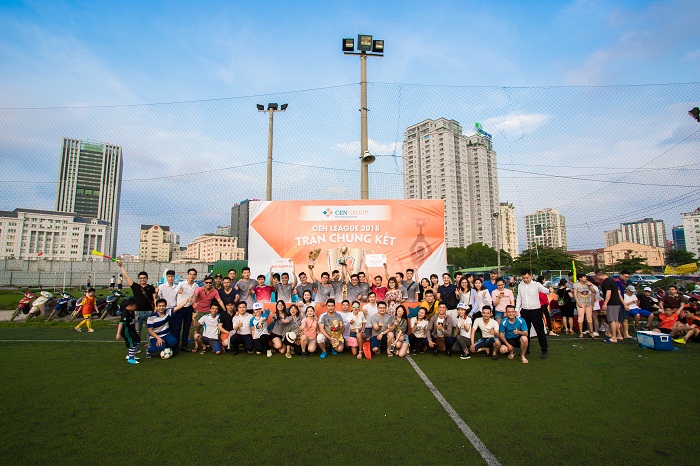 FC S8 vô địch giải bóng đá của CenGroup