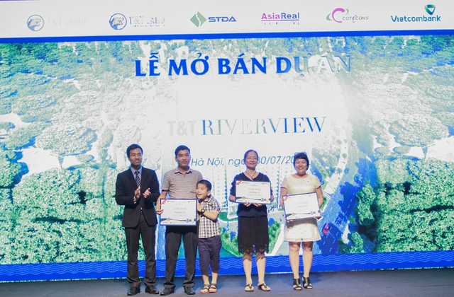 tt-riverview-dat-100-giao-dich-thanh-cong-ngay-ngay-dau-mo-ban